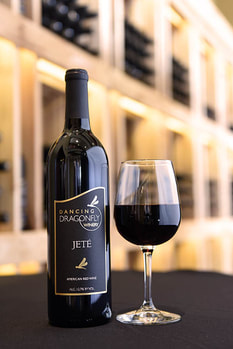 Picture of Jete red wine